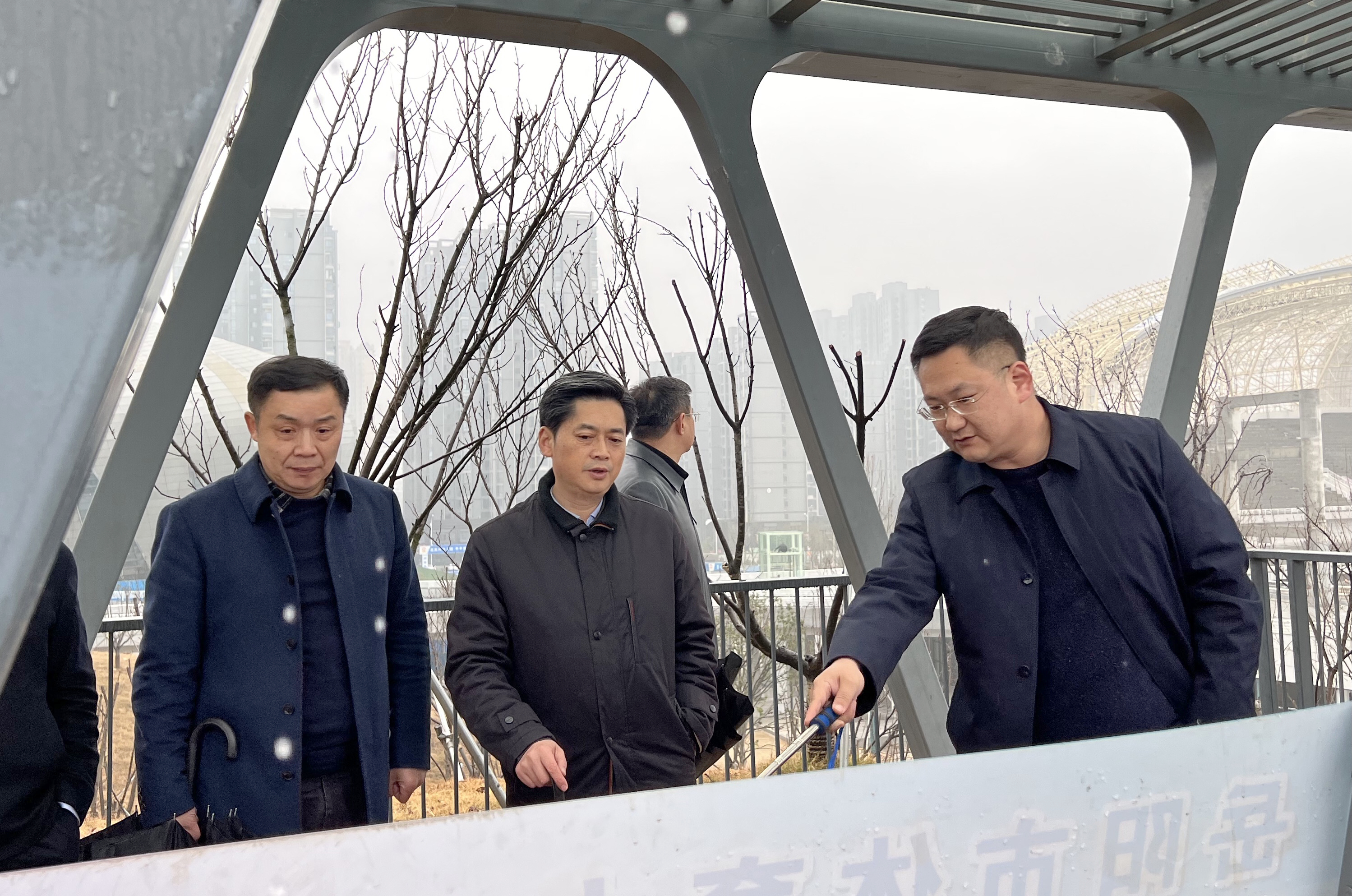 1月24日下午，趙岳平率隊調(diào)研省運會場館建設(shè)工作.jpg